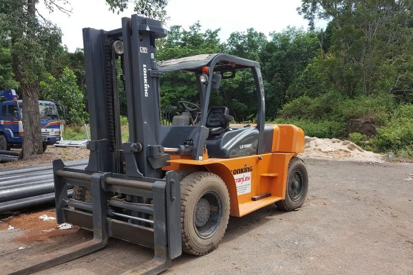 forklift-2660508_1280